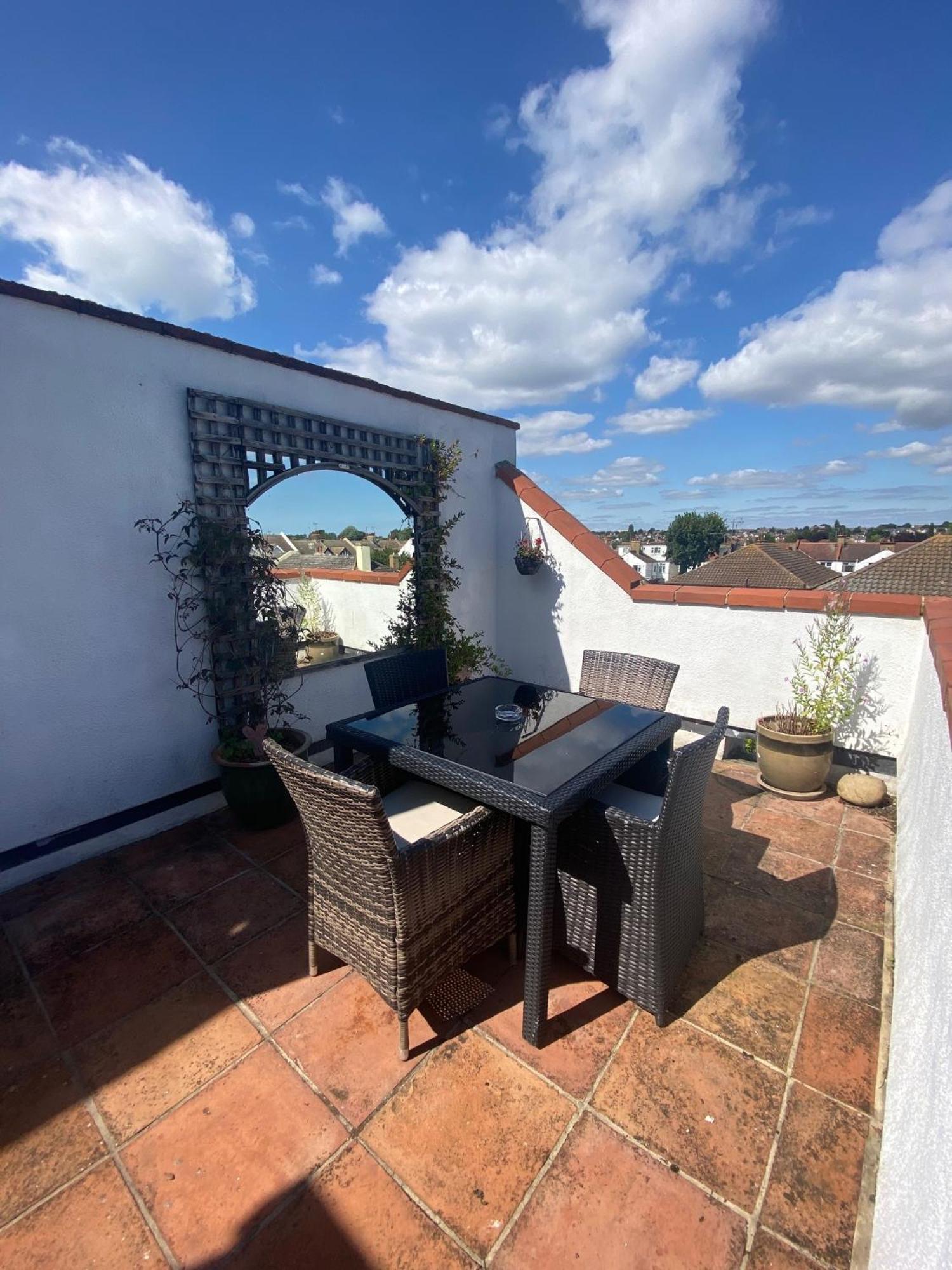 Pebbles Guest House Southend-on-Sea Exterior foto